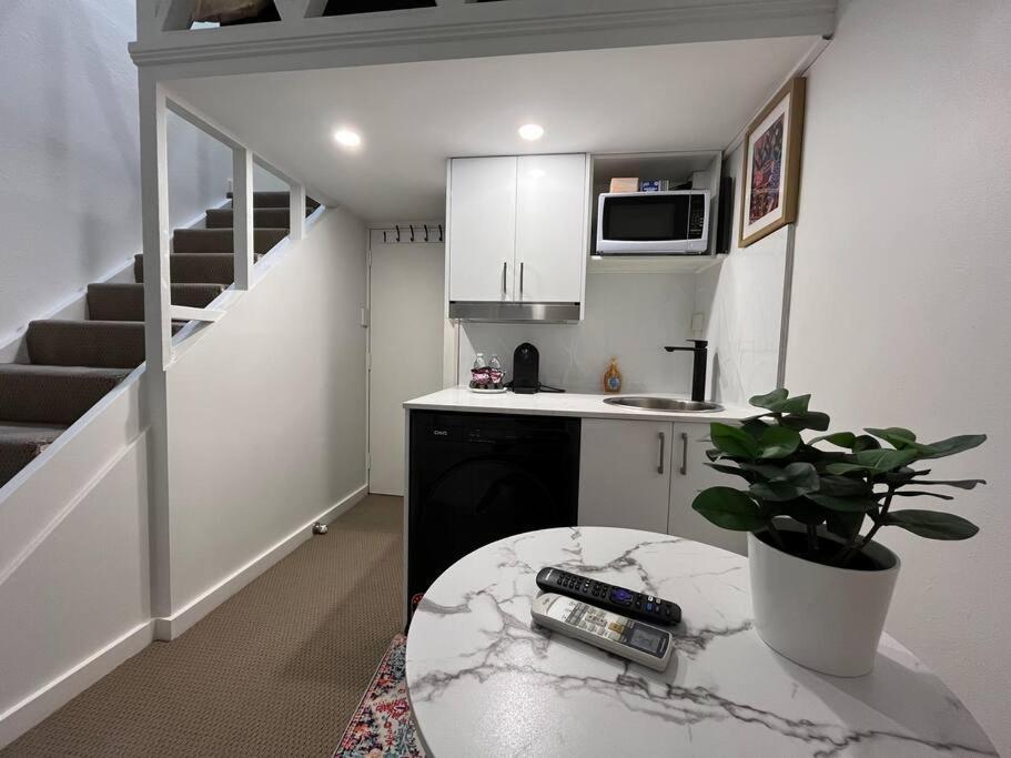 Loft Retreat In Surry Hills Sydney